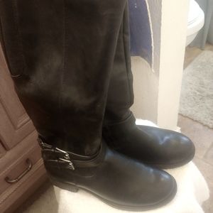 Women's Black Boots Size 8.5